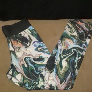 Nike "Marble" Leggings. Size Medium